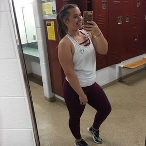 Meet your Posher, Nicole